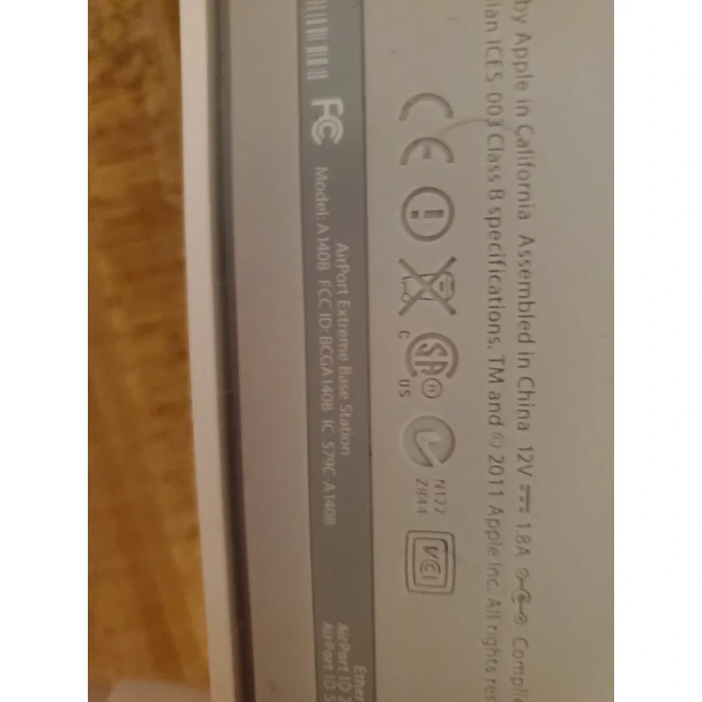 Apple A1408 Airport Extreme Base Station 5th Gen Wireless Router